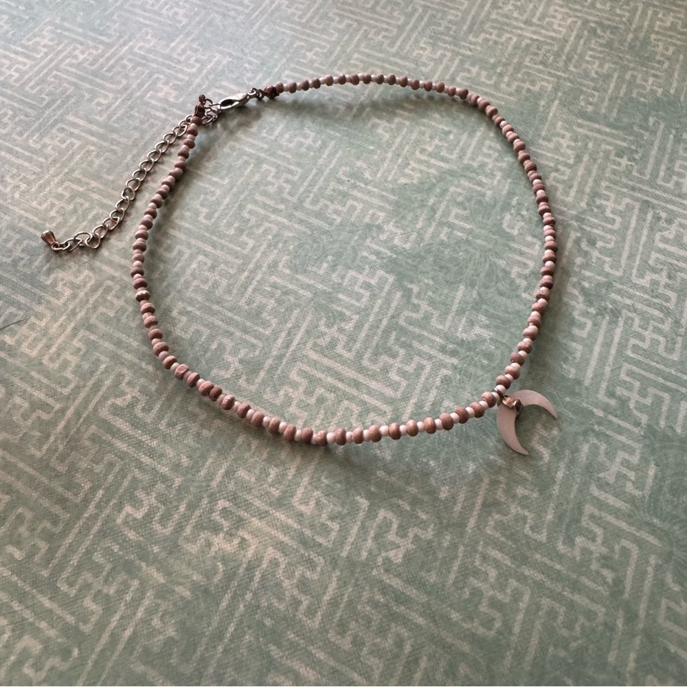 VINTAGE BEADED CHOKER NECKLACE - Picture 4 of 6